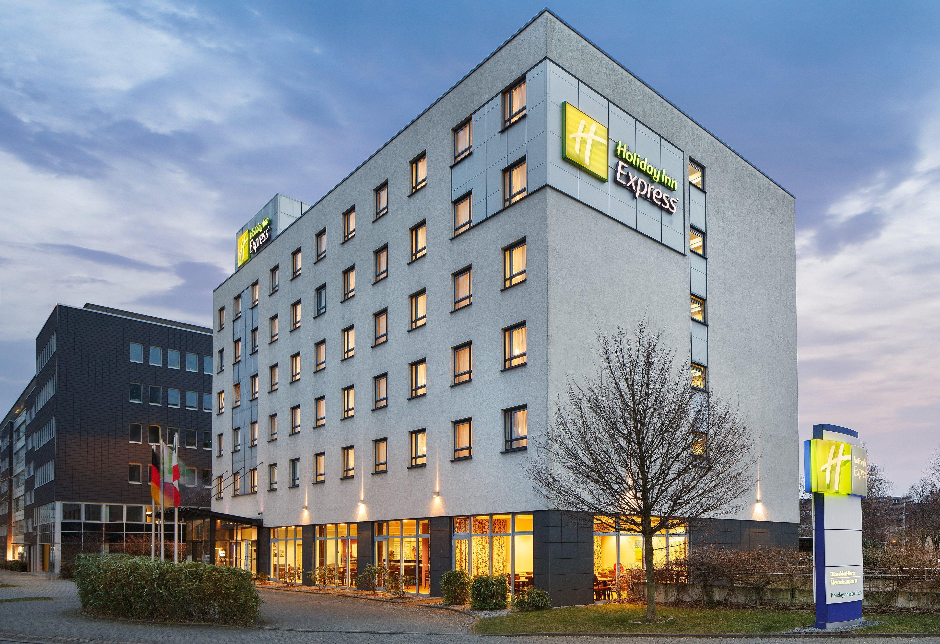 Holiday Inn Express Duesseldorf City Nord, An Ihg Hotel Düsseldorf Exteriör bild