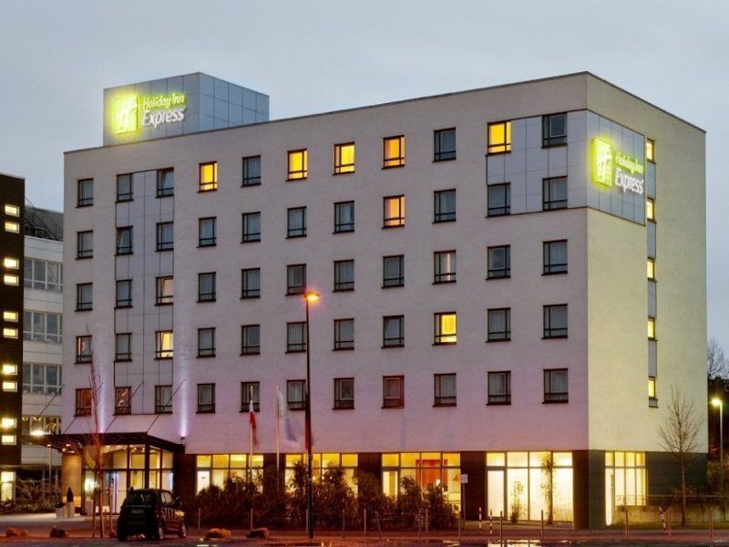 Holiday Inn Express Duesseldorf City Nord, An Ihg Hotel Düsseldorf Exteriör bild